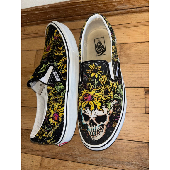 Vans RARE Beauty Skull Ed Hardy Style Classic Slip-On Skater Mens 10 Sneakers - Picture 2 of 8